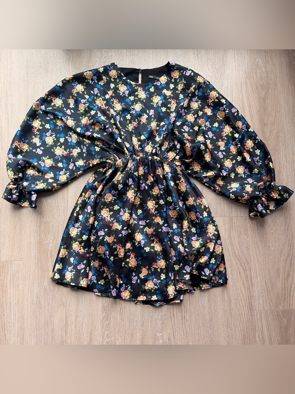 Zara floral long sleeve dress